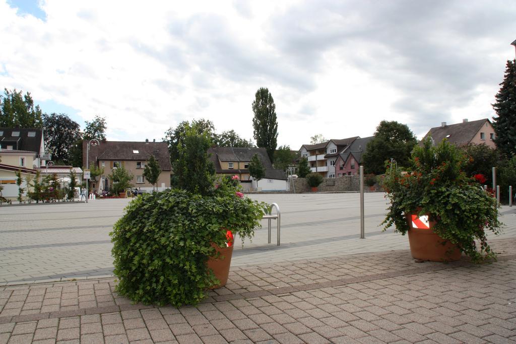 Хостел Boardinghouse Sinsheim Zentral Am Burgplatz Экстерьер фото