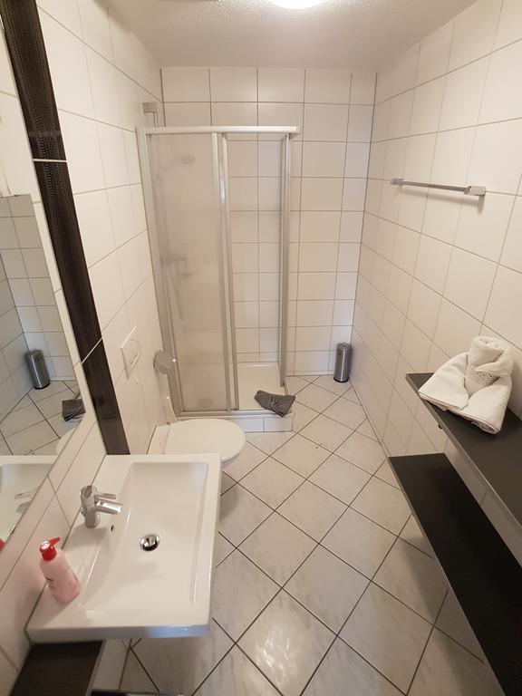 Хостел Boardinghouse Sinsheim Zentral Am Burgplatz Экстерьер фото